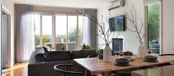 Dahlia Daylesford - Free WIFI walking distance to Botanic Gardens with spa bath!