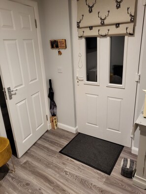Chalet | Interior - Beautiful Studio Chalet in the Highlands (Inverness)