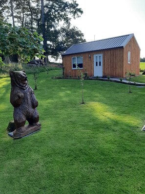Chalet | Property grounds - Beautiful Studio Chalet in the Highlands (Inverness)