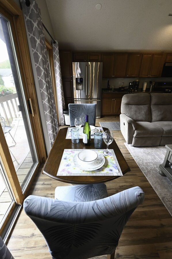 TV, fireplace - Almost ski in ski out. kitty corner to slopes fireplace. Sleeps 2 adults. (Mancelona)