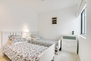 2 chambres, fer et planche Ă repasser, Wi-Fi gratuit, draps fournis
