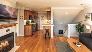 Smart TV, chimenea