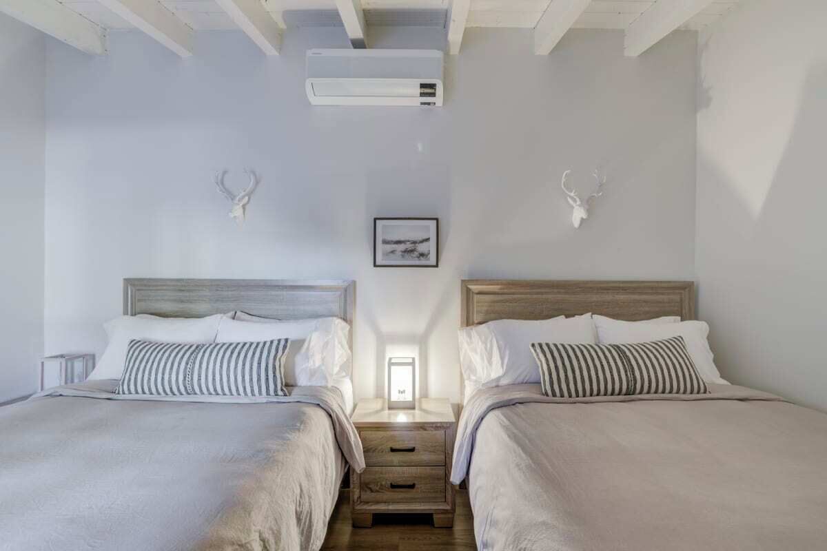 書桌、熨斗/熨衫板、可攜式嬰兒床、免費 Wi-Fi