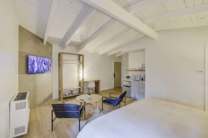 Desk, iron/ironing board, travel crib, free WiFi