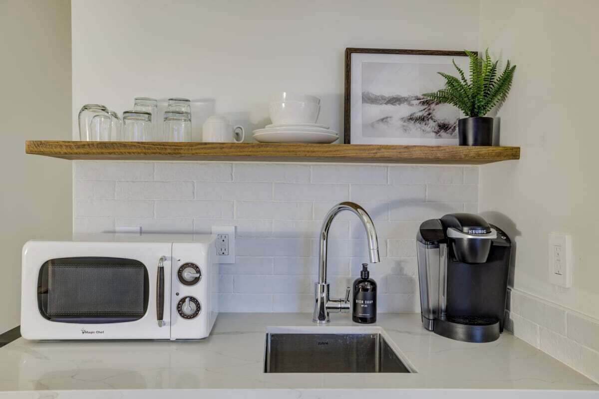 Fridge, microwave, coffee/tea maker, electric kettle