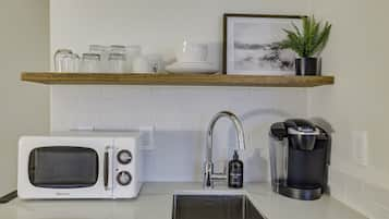 Fridge, microwave, coffee/tea maker, electric kettle