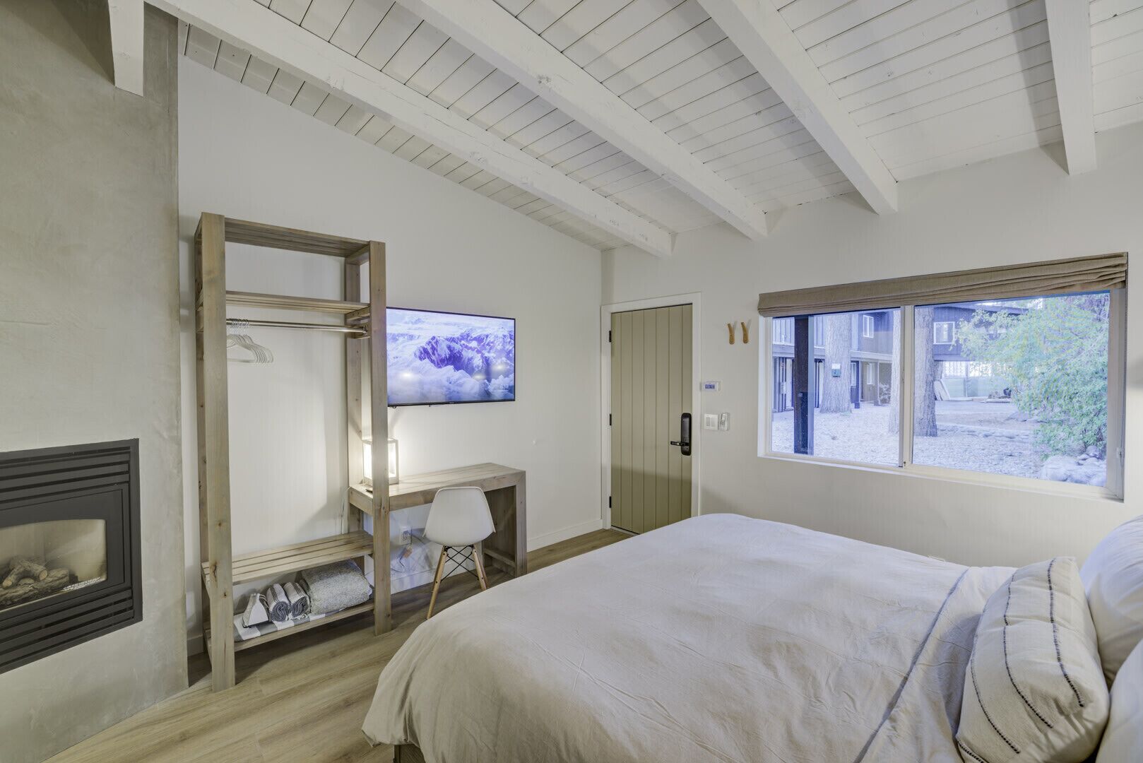 Desk, iron/ironing board, travel crib, free WiFi