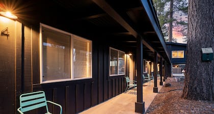 South Lake Chalet #10-New Boutique Suite-Minutes to Heavenly & Lake Tahoe