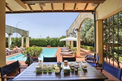 Southfox Luxury Villa with Pool