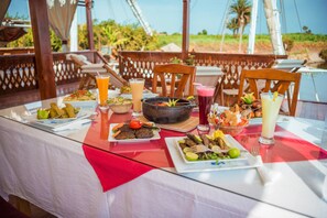 Tägliches inbegriffenes großes Frühstück