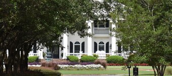 Brunswick Plantation Villa 1005 Minutes from Sunset Beach, North Myrtle Beach, and Myrtle Beach by RedAwning