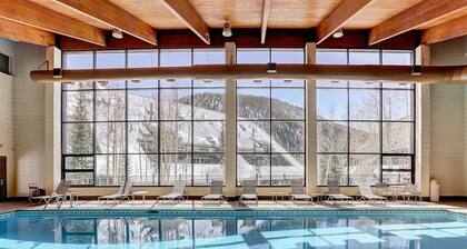 2105 The Pines 3 Bedroom Condo by RedAwning