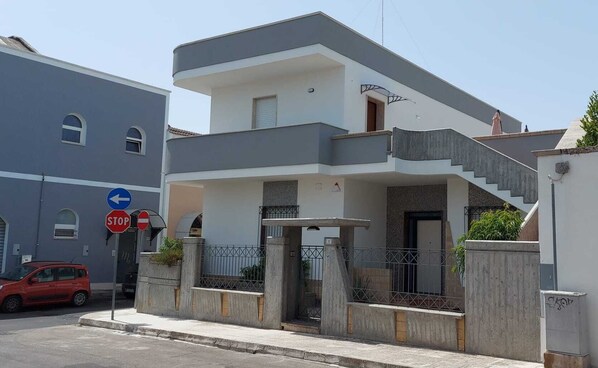 Exterior - Studio flat  (Castromediano)