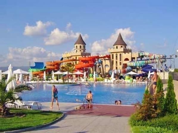 Outdoor pool - Beautiful Apartment Located on a 5 Star Resort, Close to Sunny Beach - Sunny Beach Apartment 1001 (Sunny Beach)
