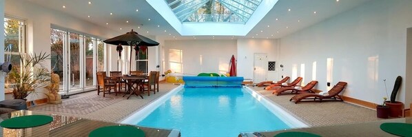 Indoor pool, outdoor pool
