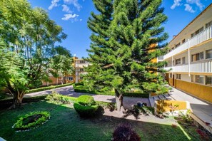 Property grounds - +MS +Suite Confortable +Centrica +Zaragoza +A24 (Santiago de Querétaro)