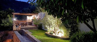 Villa Mariposa sea view with private pool, garden, BBQ area, free wi-fi
