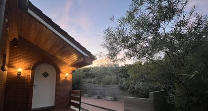 Haus Amrum - Im Ostdorf an den Dünen gelegen: FeWo2 *schauen, buchen, erleben*