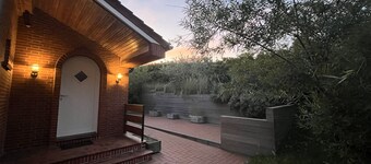 Haus Amrum - Located east village on the dunes: FeWo2 *look, book, experience*