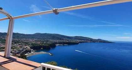 Bella Vista House Sorrento and Amalfi Coast - free parking-solarium