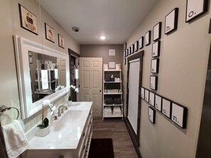 Bathtub, hair dryer, towels