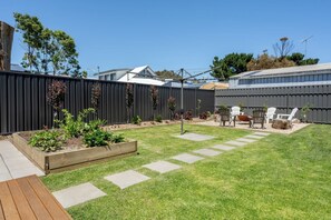 Unclassified image, 3 of 29, button - Wild Rose Cottage, WIFI, 100M to the water (Goolwa South)