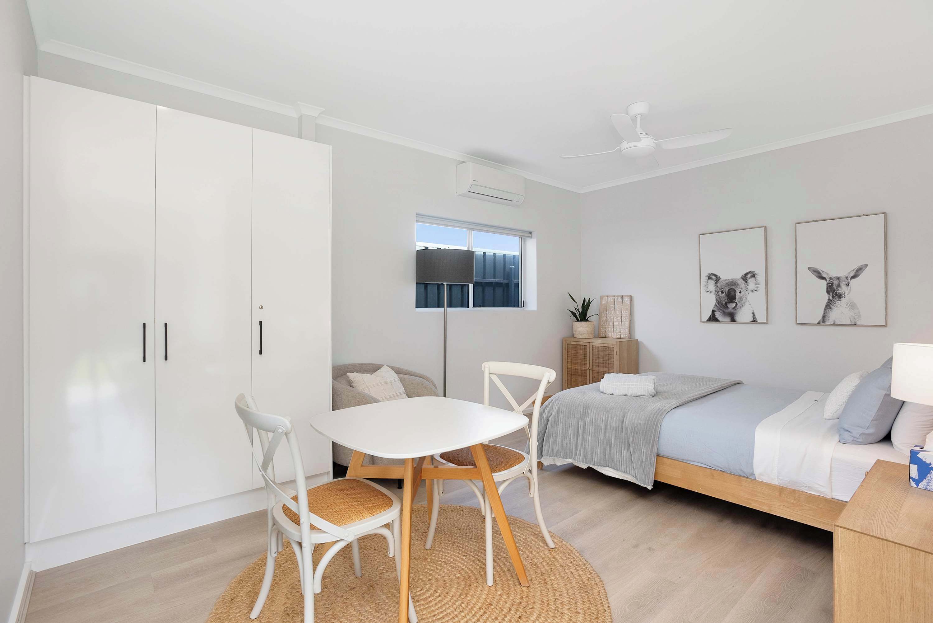 1 chambre, fer et planche à repasser, Wi-Fi, draps fournis