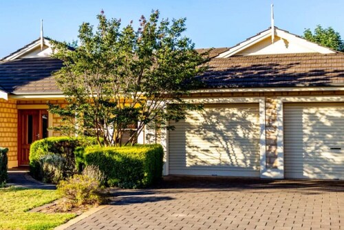 `Lochnagar Barossa`   - 3 En-suites - Walking distance to wineries