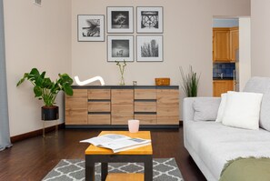 アパートメント 1 ベッドルーム バルコニー | リビングルーム