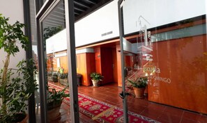 Télévision de 20 pouces avec chaînes numériques