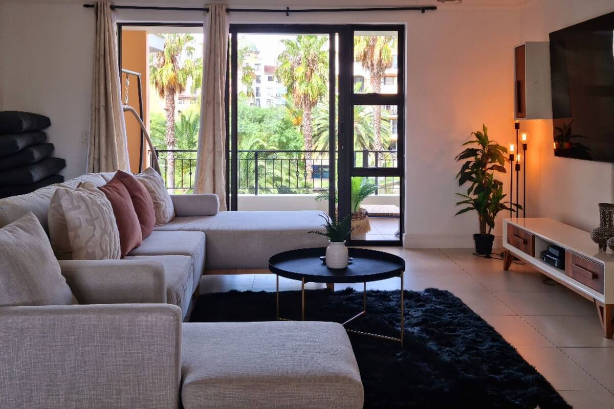 Luxury Three bedroom Apartment | Living room