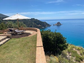 Terrace/patio - Stone house with breathtaking sea view and private beach (Porto Santo Stefano)