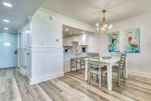 Dining - B105 | Beachfront with Beach Service, Pool, & WiFi (Miramar Beach)
