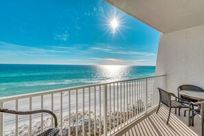 Property grounds - B604 | Beachfront with Beach Service, Pool, & WiFi (Miramar Beach)