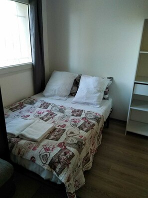 2 bedrooms, iron/ironing board, free WiFi, bed sheets - Superbe studio parking calme sécurisé (Montpellier)