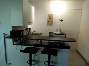 Mikrowelle, Kochgeschirr/Geschirr/Besteck