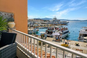 Property grounds - Aquaemaris Apartment (La Maddalena)