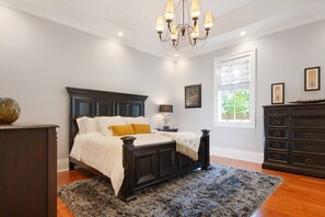 4 bedrooms, iron/ironing board, WiFi, bed sheets - La Maison De La Celebration (New Orleans)