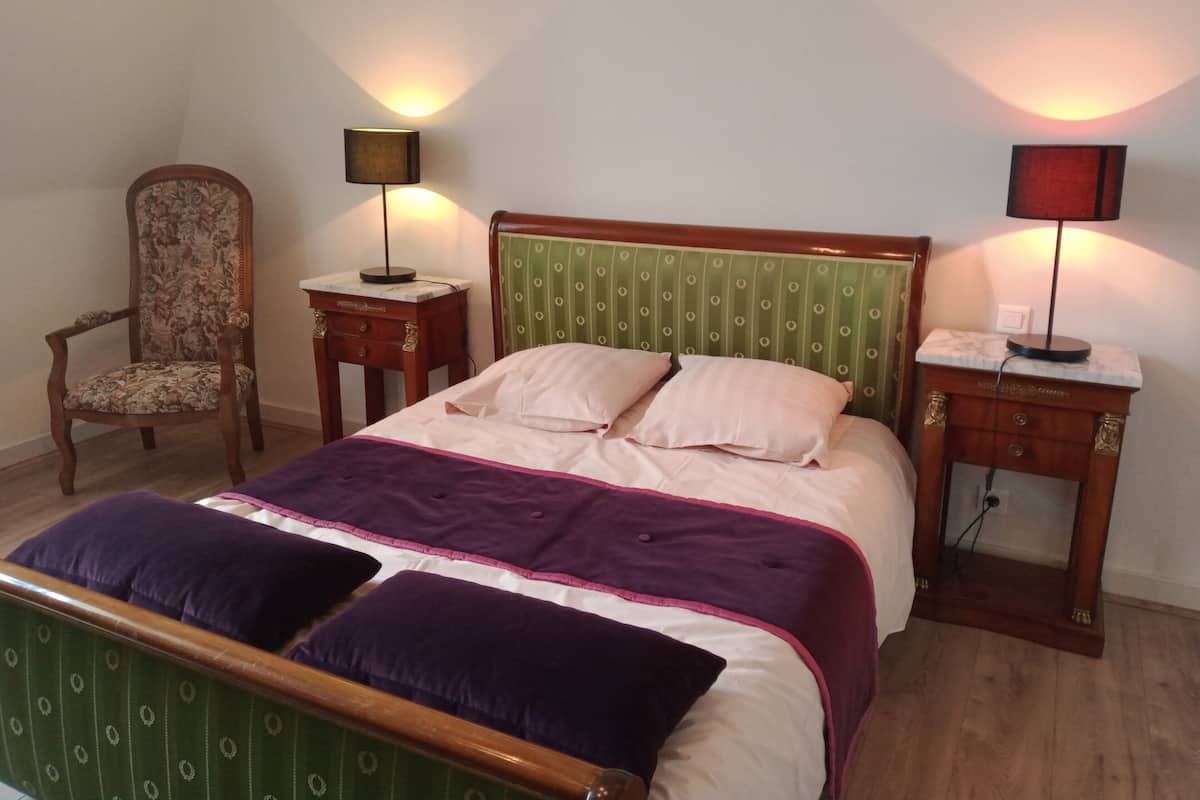 Design Double Room, Ensuite, Vineyard View (Chambre Orantium)