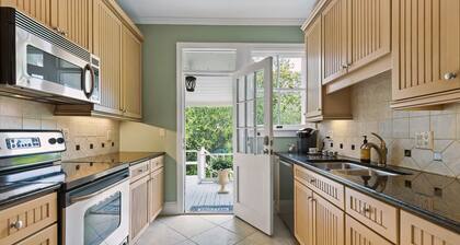 Historic Downtown Luxury 2/2 Condo