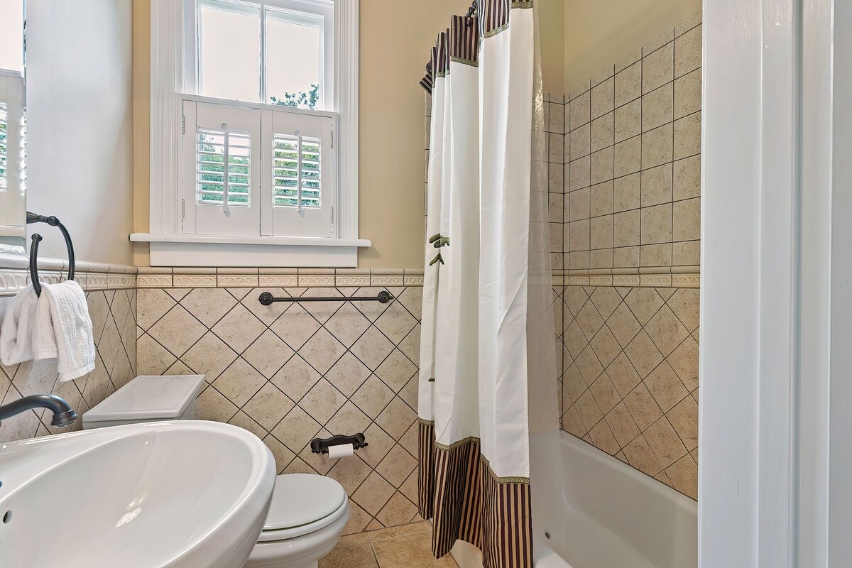 Photo 32 of Historic Downtown Luxury 2/2 Condo