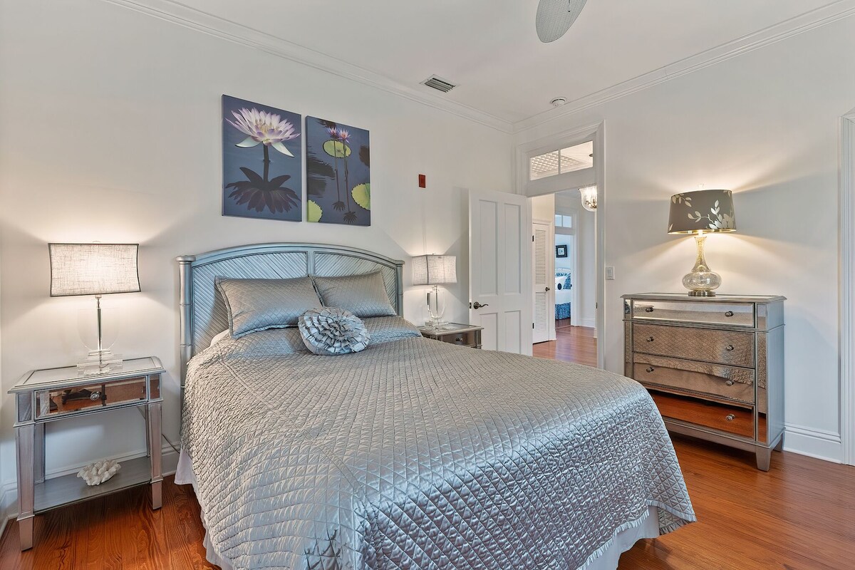 Photo 19 of Historic Downtown Luxury 2/2 Condo