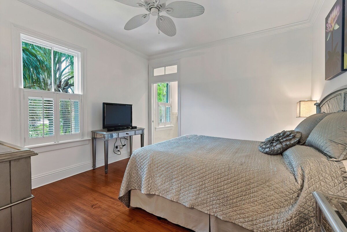 Photo 20 of Historic Downtown Luxury 2/2 Condo