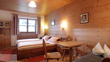 8 Schlafzimmer, Internetzugang