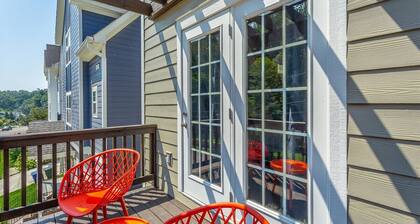 The Place | Lux 3 Bedroom 3 Bathroom | Close to DT
