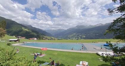 Ruhiges, sonniges 6.5 Zimmer Haus (170m2) mit sensationeller Panoramasicht