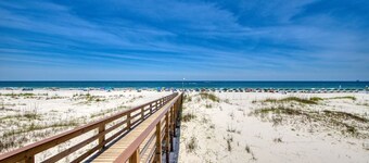 400 ft from boardwalk, 600 ft from ocean; Beach House with Resort Amenities