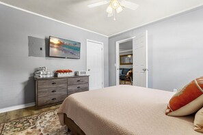 2 sovrum, skrivbord, strykjärn/strykbräda och gratis wi-fi