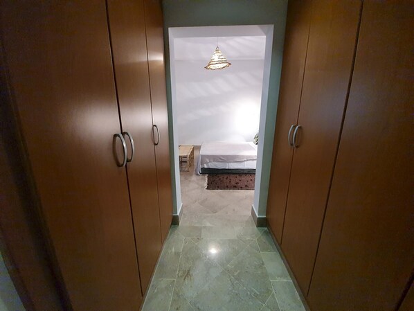 2 bedrooms
