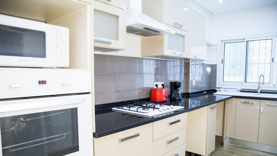 Apt Moderne Face au Parc et au c ur de la Marsa